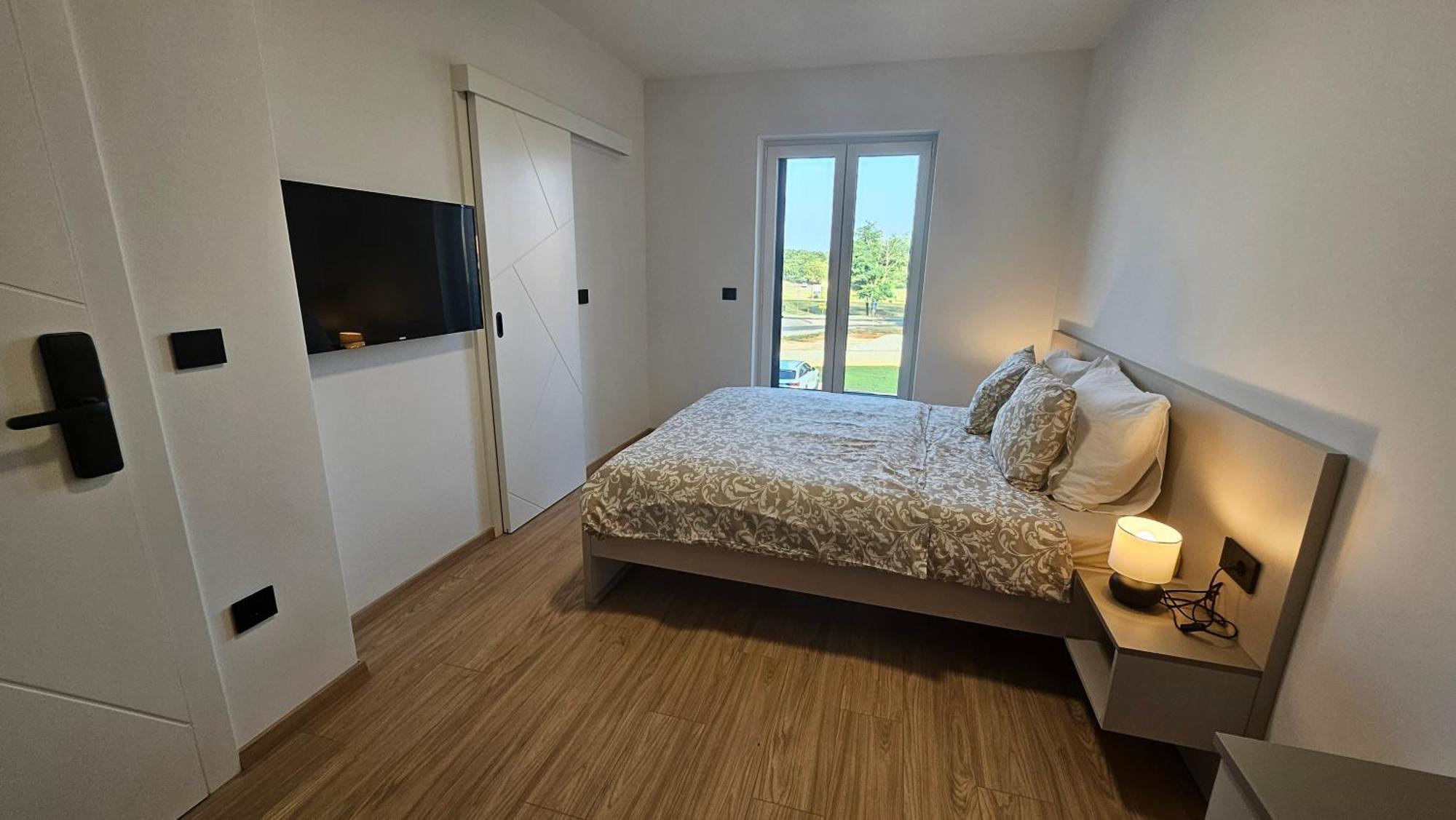 Richi Rooms & App Funtana Eksteriør billede